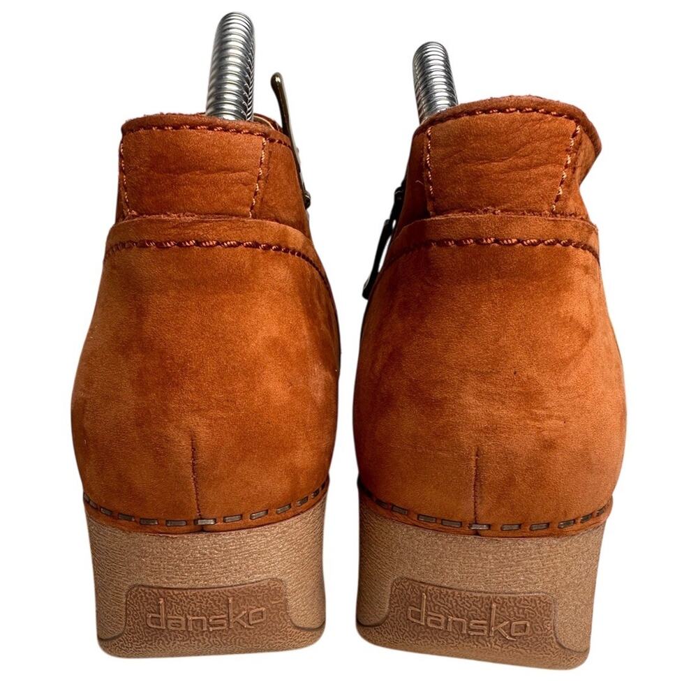 Dansko Women's Ankle Boots in Tan - Picture 4 of 15